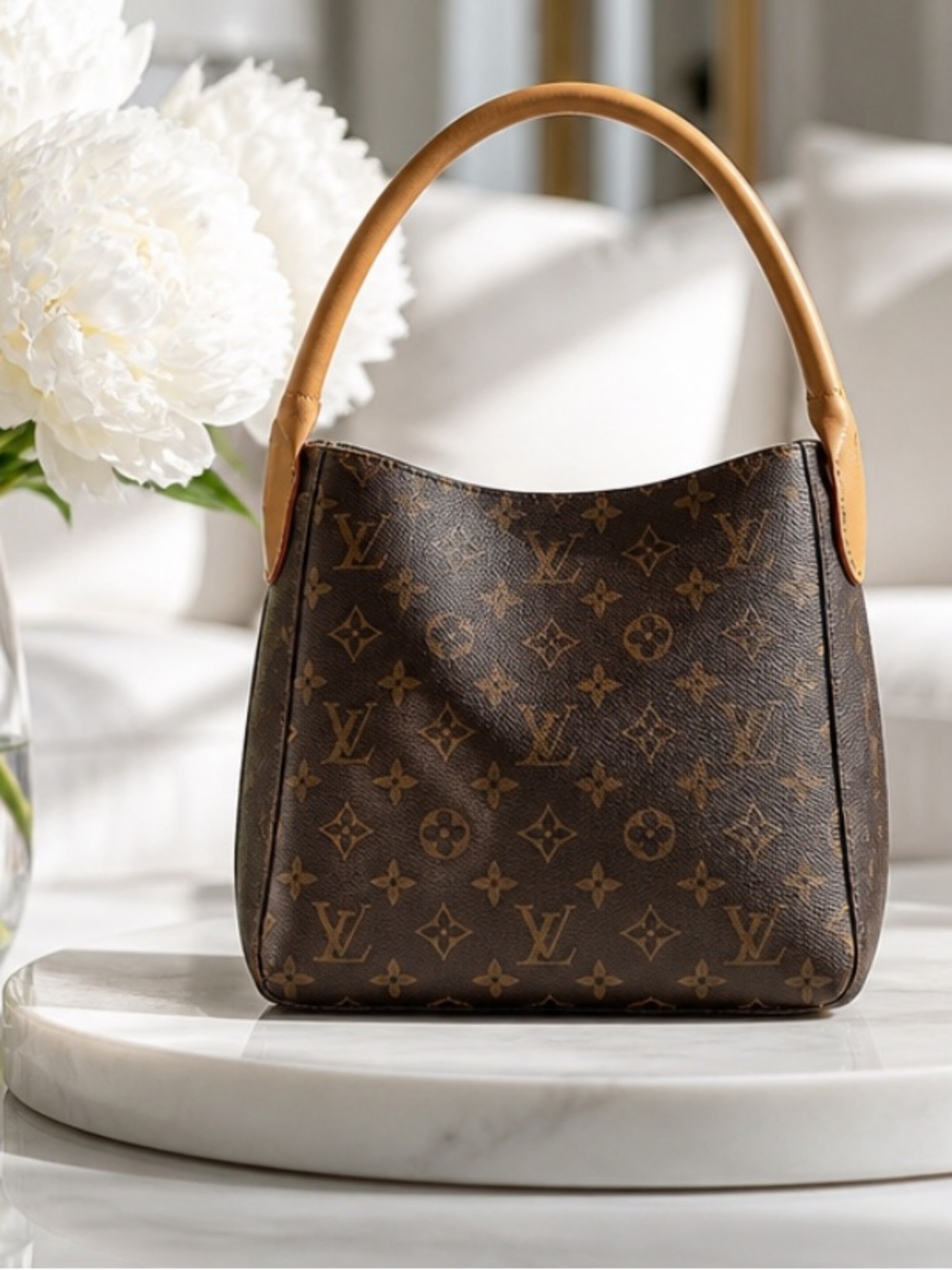 Louis Vuitton Medium Looping Brown and Tan Monogram Shoulder Bag. - Picture 5 of 14